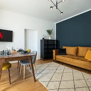  Appartamento Bright Stylish With A Huge Terrace In A Location